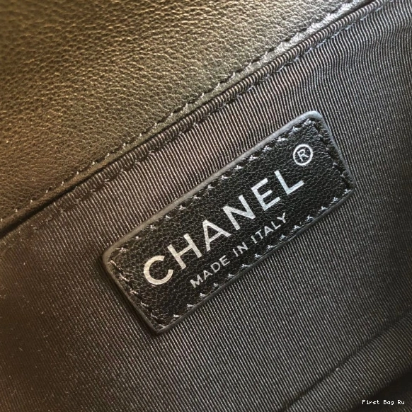 First Bag Ru BOY BAG 25CM 20CM CHANEL 0717